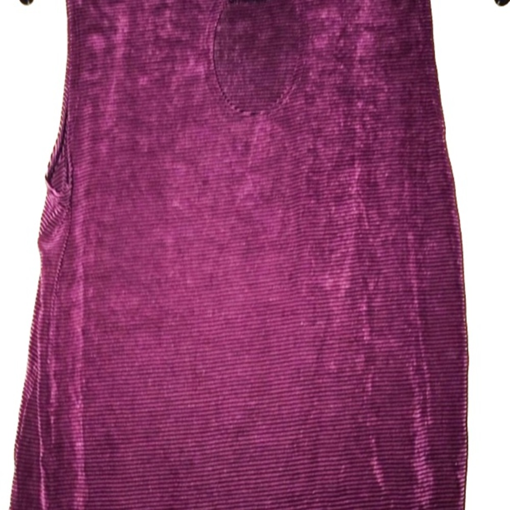 Women top..NWOT - Picture 2 of 5